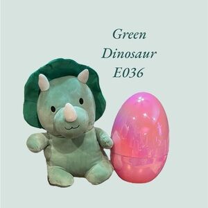 E036 NWT GREEN DINOSAUR HATCHLING
